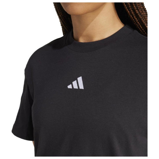 Adidas Γυναικεία κοντομάνικη μπλούζα Essentials 3-Stripes Boyfriend Tee Adidas Γυναικεία κοντομάνικη μπλούζα Essentials 3-Stripes Boyfriend Tee